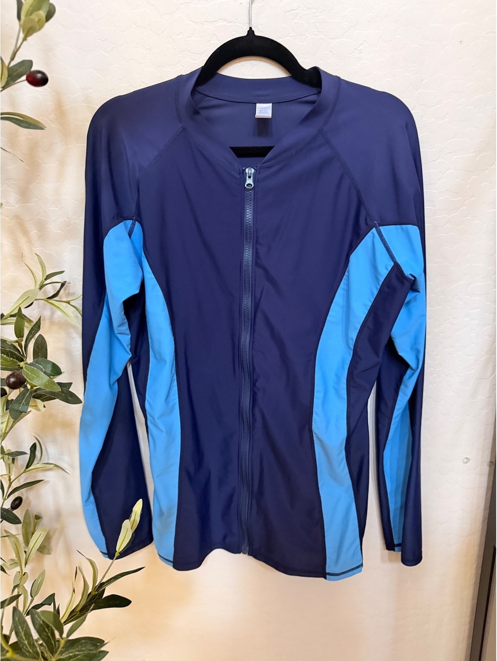 Attraco Women’s long sleeve swim rash guard athletic jacket - Picture 1 of 4
